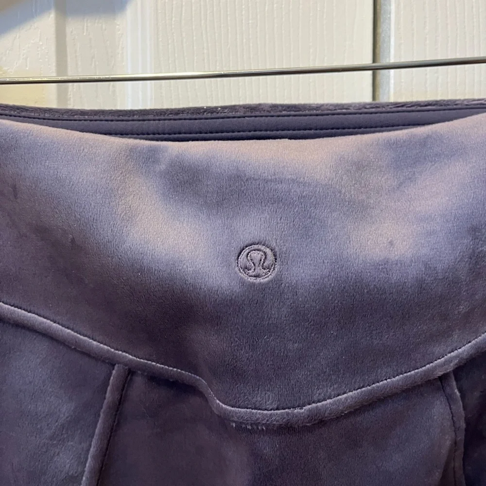 Lululemon Scuba High Rise Mini Skirt Velvet Nightfall Size Medium NWT - Picture 4 of 5